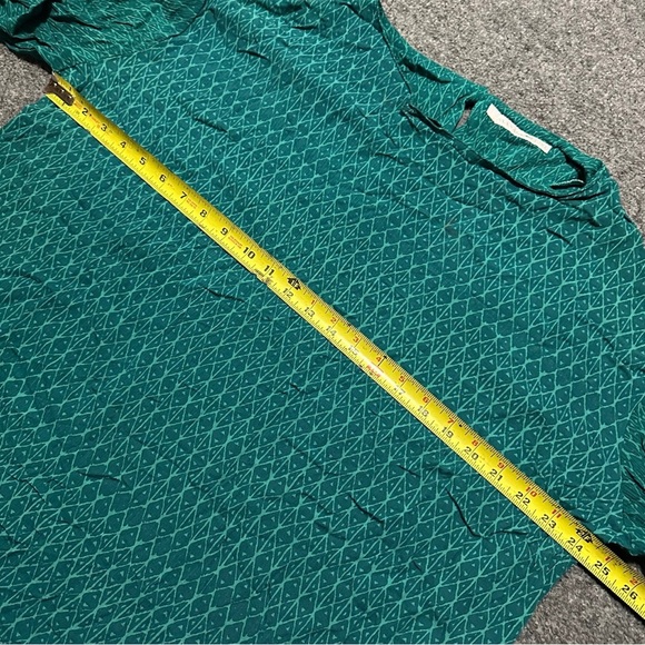 Manaola Teal Textured Blouse - Picture 6 of 7